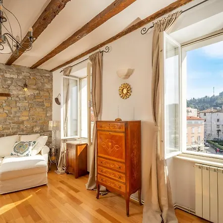 아파트 Buena Vista 피란